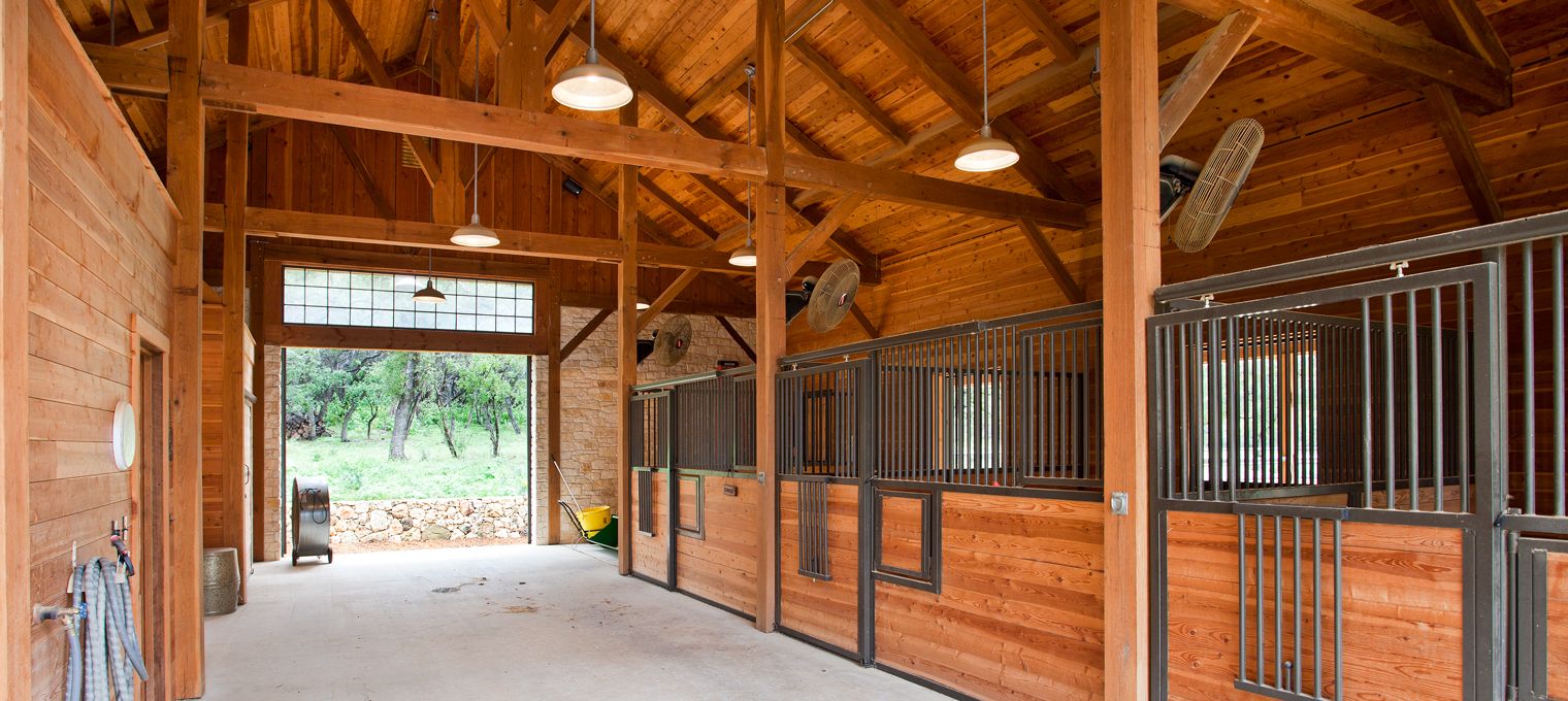 commercial timber frame barn2