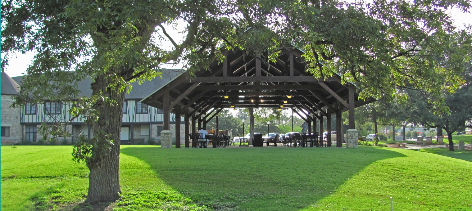 outdoor structure brackenridge park golf pavilion4
