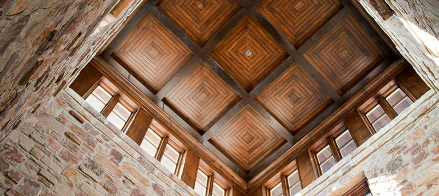 residential timber frame trusses & accent's Project 7