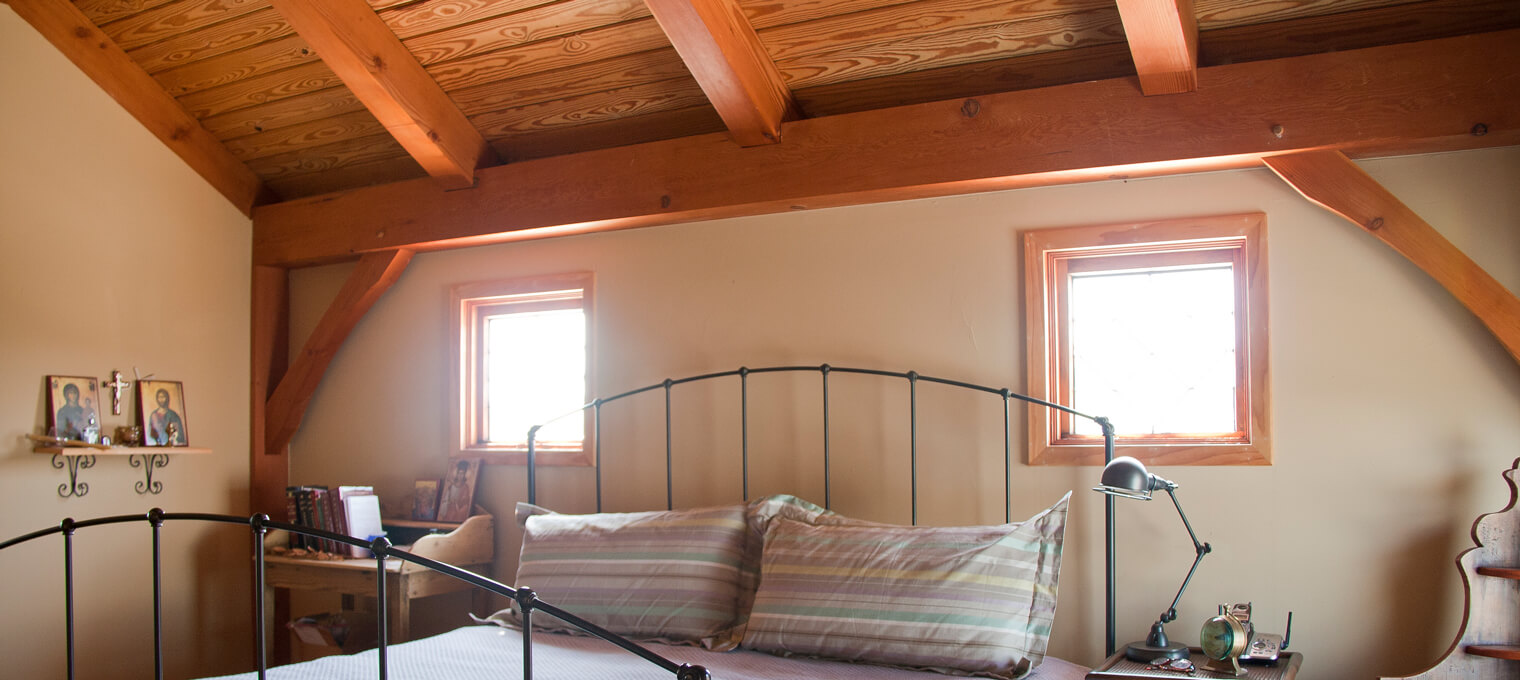 timber frame hometimber frames home trusses bedroom weekend retreat 6