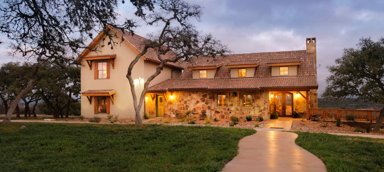 timber frame home Farmhouse Series Rio Grande1
