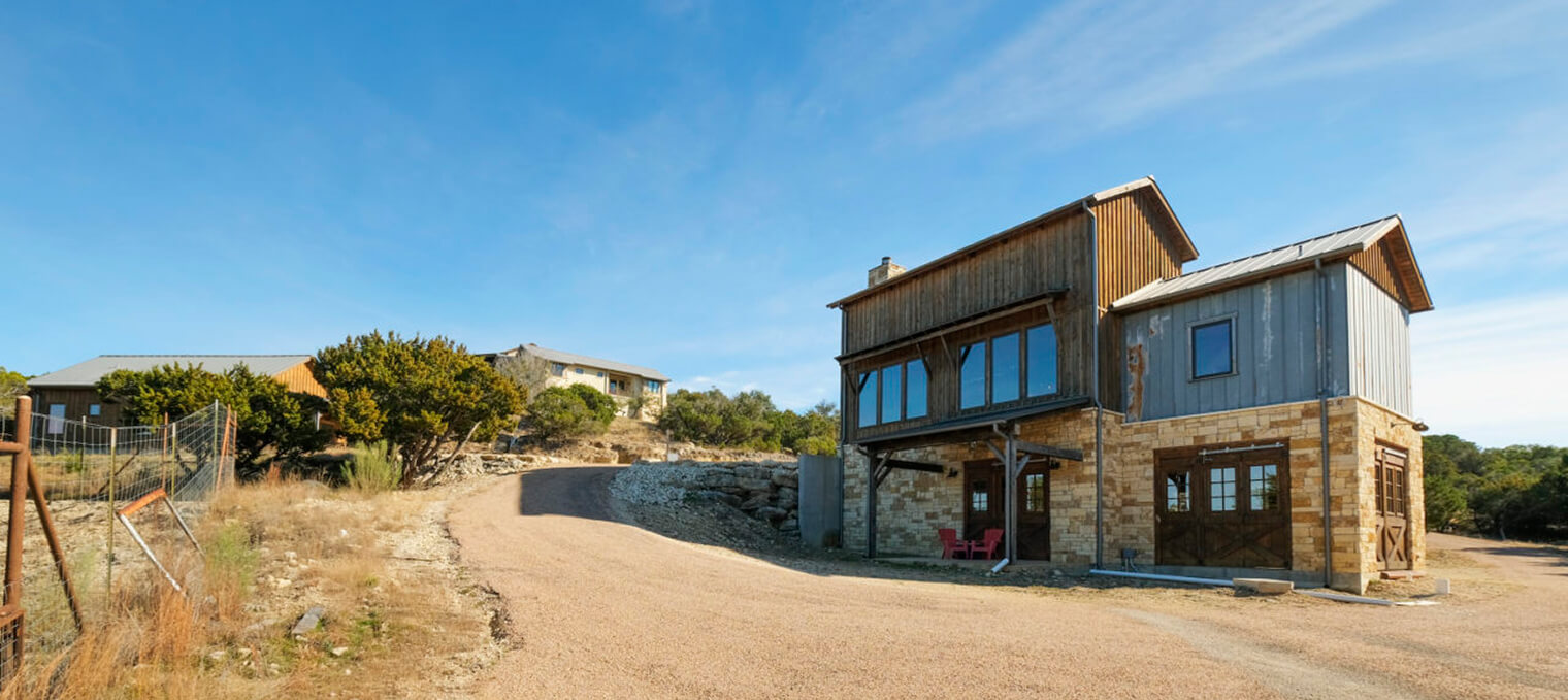 timber frame home hilltop party barn8