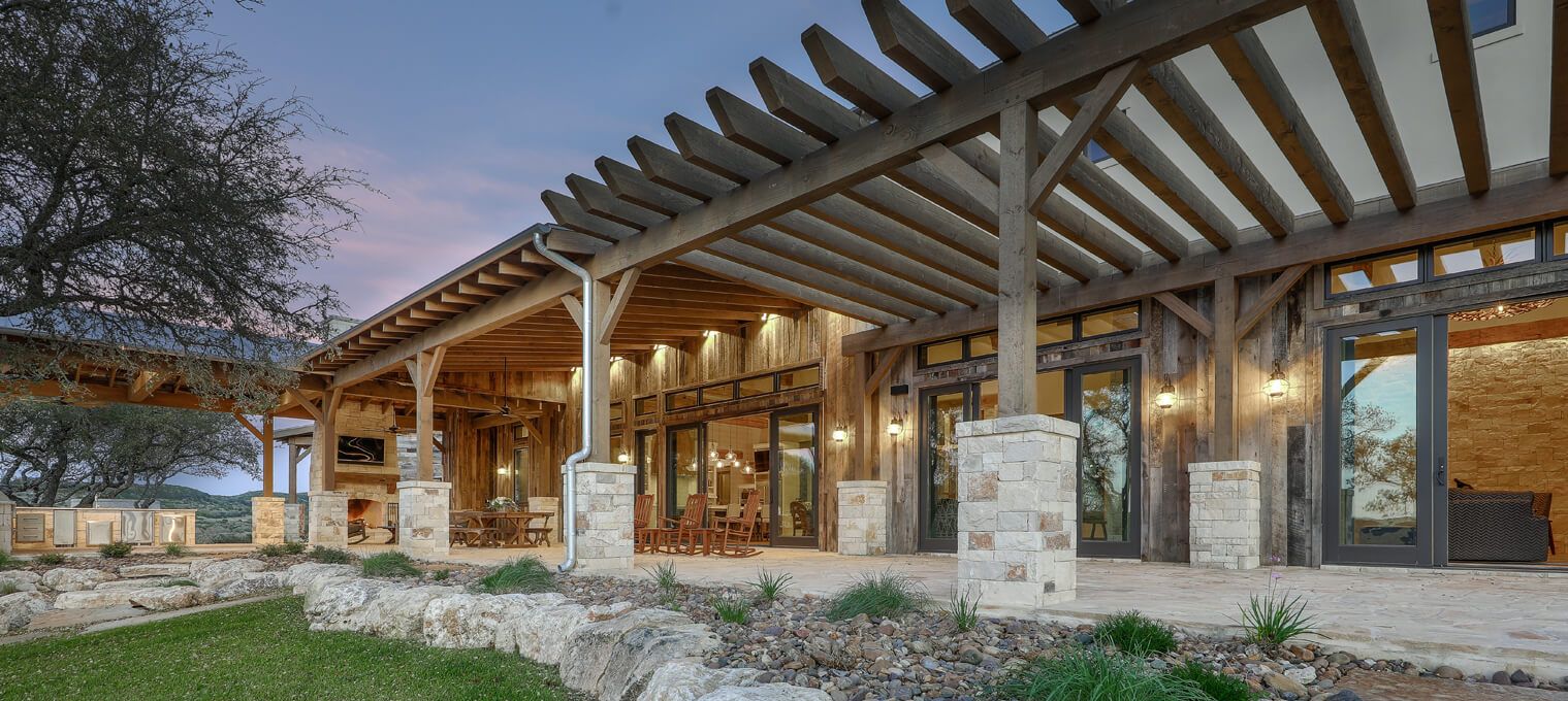 timber frame home Reclaimed Ranch10