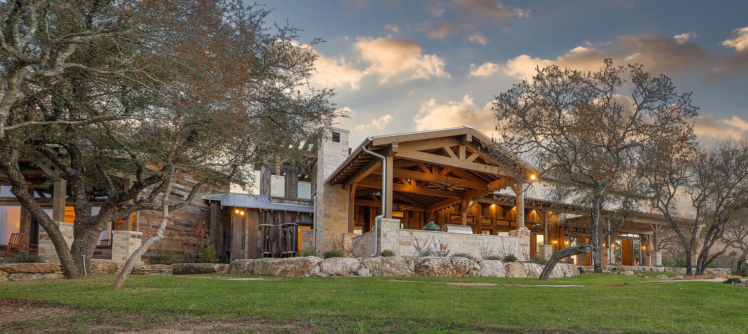 timber frame home Reclaimed Ranch4