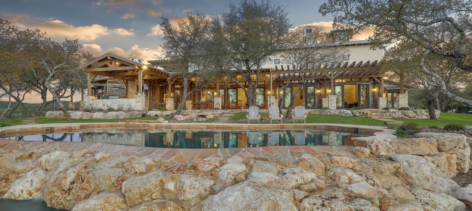 timber frame home Reclaimed Ranch9