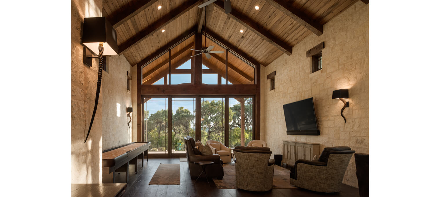 timber frame home Mountain Ranch8